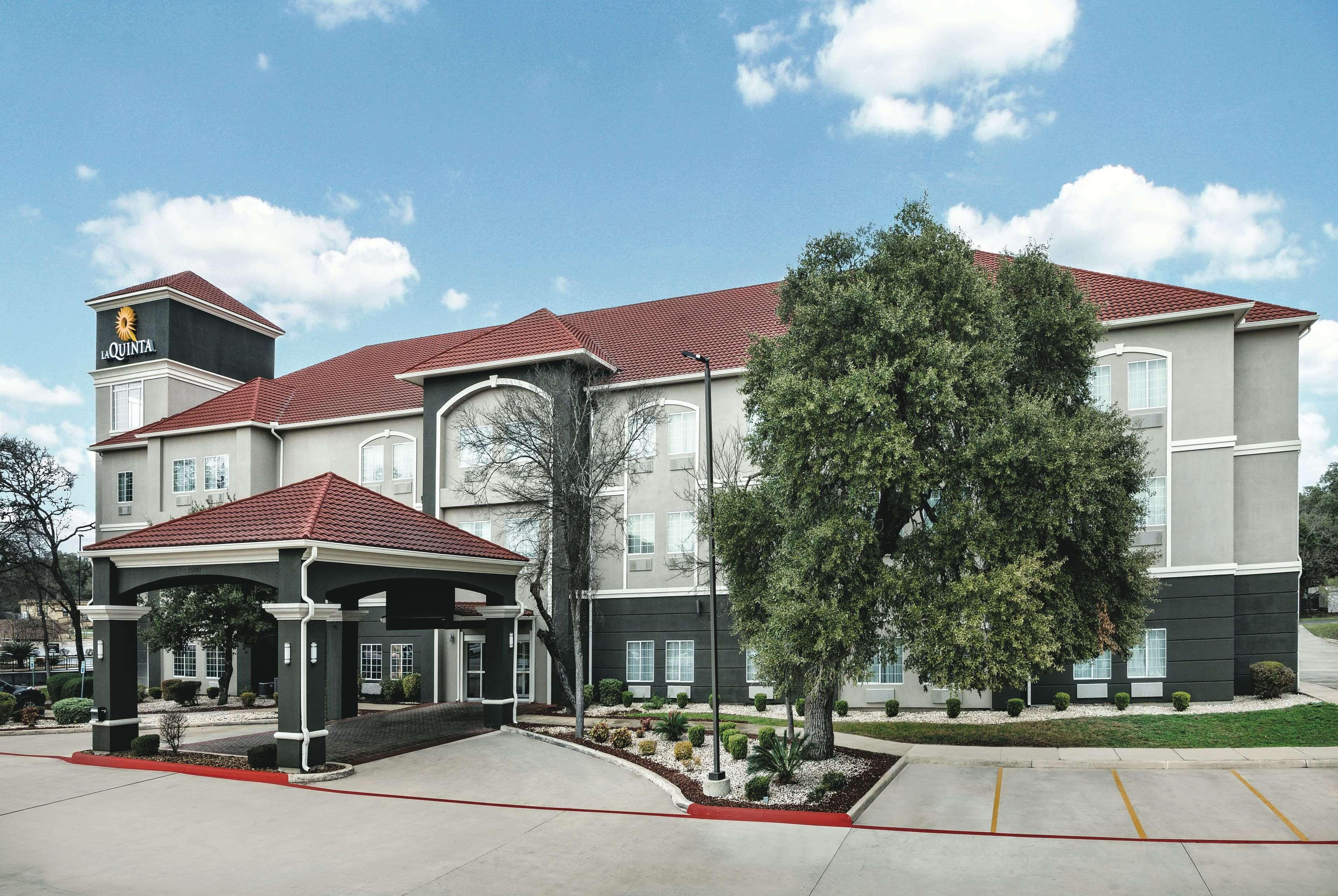 La Quinta By Wyndham San Antonio The Dominion Hotell Exteriör bild